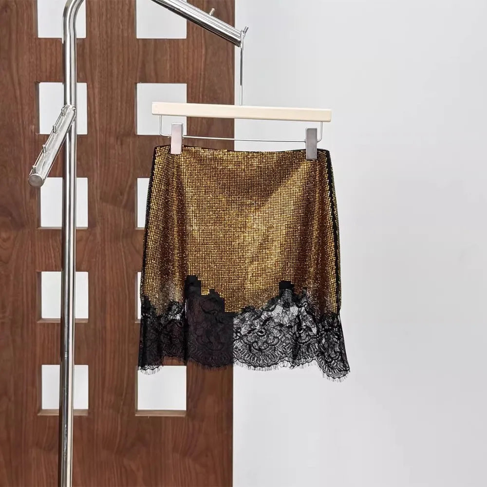 חצאית מיני-הייזל