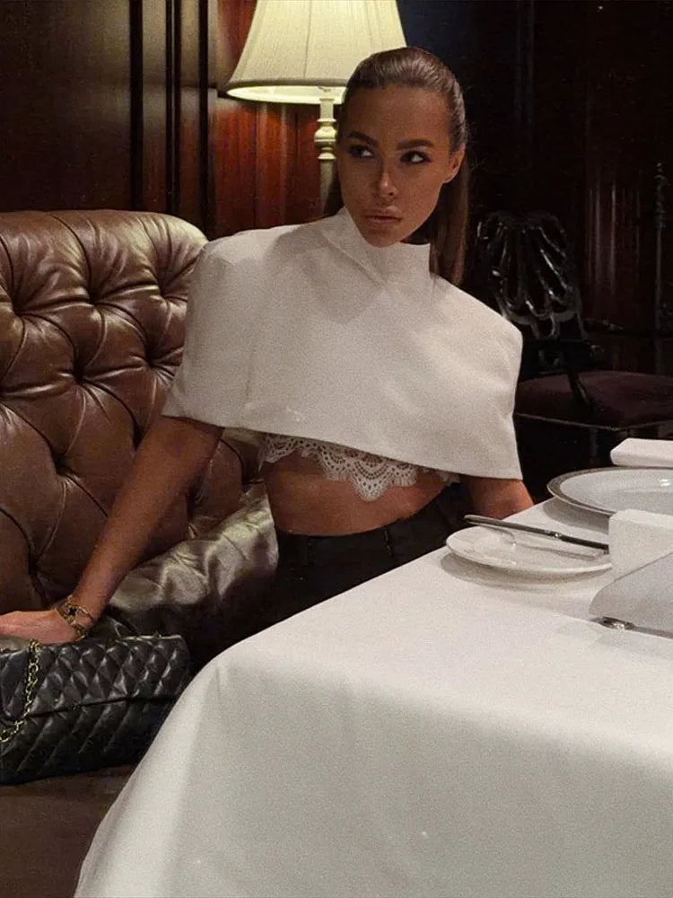 טופ אופנתי עם צווארון