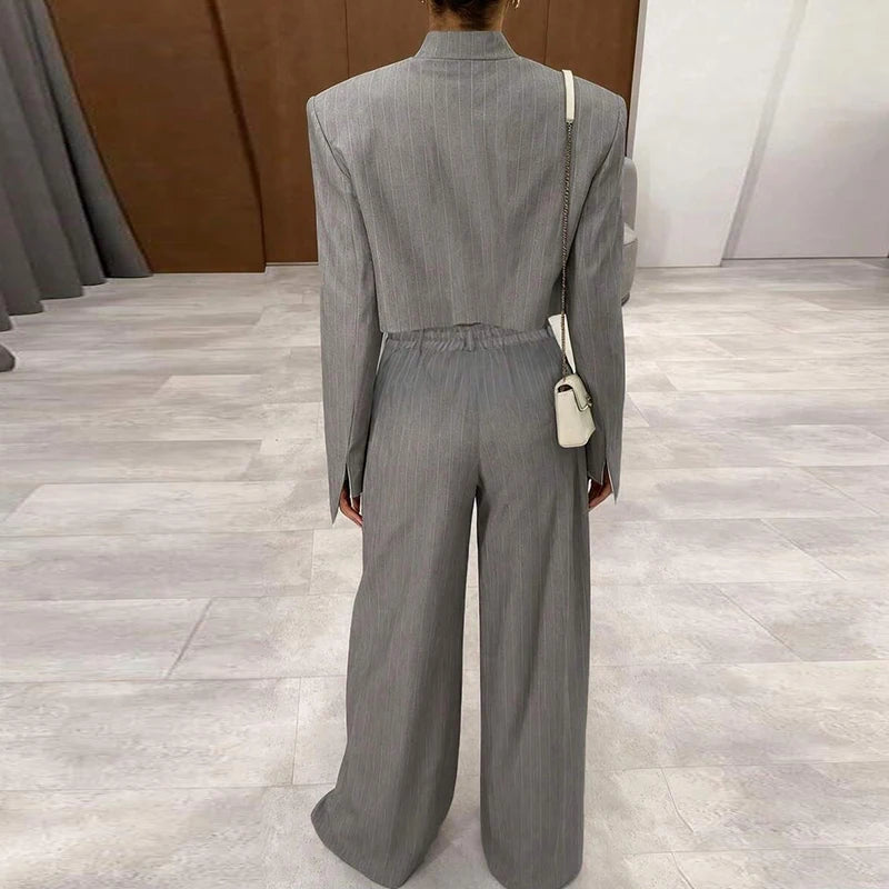 סט סטריט - נועה