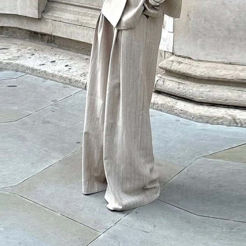 קרול - סט בלייזר ומכנסיים קז׳ואל