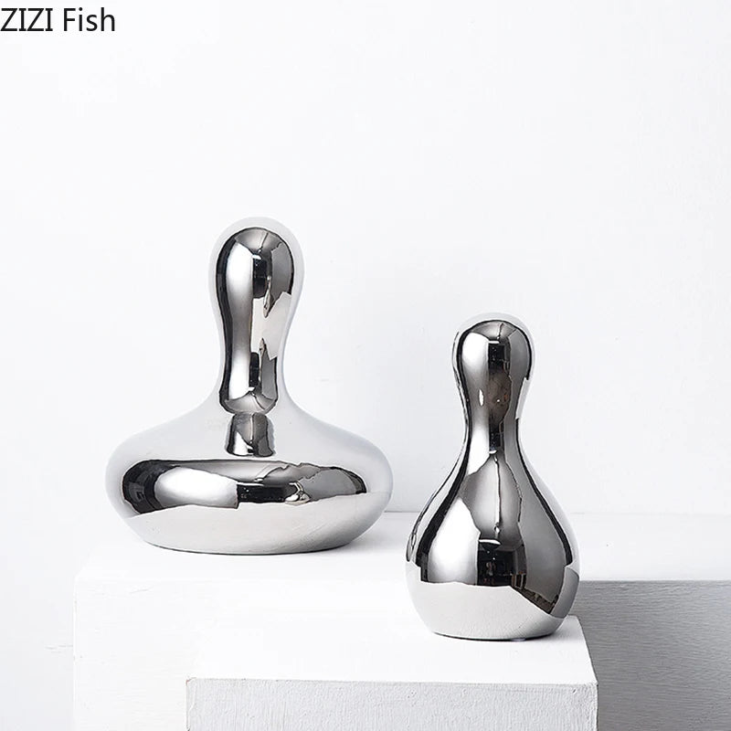 פסל קרמי כסוף