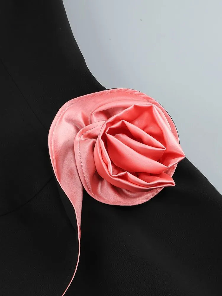 שמלת מיני שחורה סטרפלס - לונה