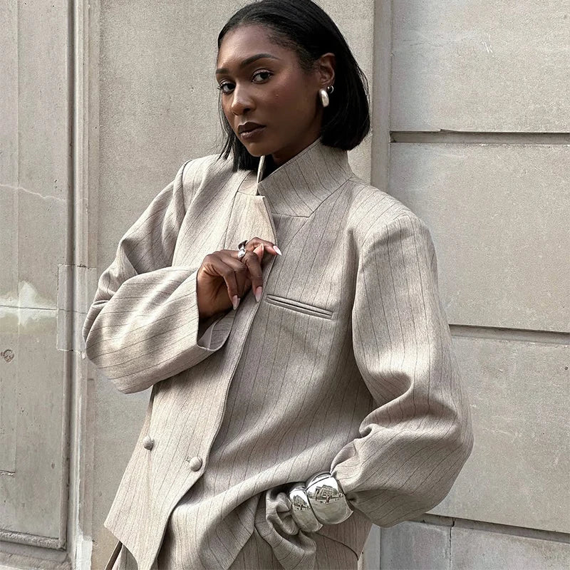 קרול - סט בלייזר ומכנסיים קז׳ואל