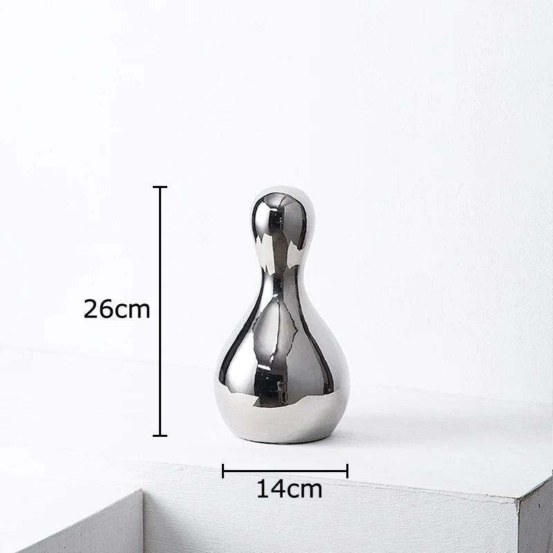 פסל קרמי כסוף